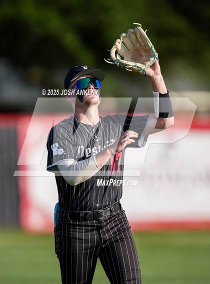 Thumbnail 1 in North Vermilion @ Brusly (LHSAA Division 2 Non-Select Round 3) photogallery.