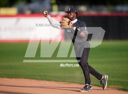 Thumbnail 2 in North Vermilion @ Brusly (LHSAA Division 2 Non-Select Round 3) photogallery.