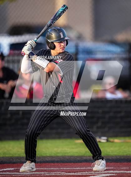 Thumbnail 1 in North Vermilion @ Brusly (LHSAA Division 2 Non-Select Round 3) photogallery.