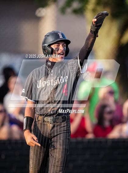 Thumbnail 2 in North Vermilion @ Brusly (LHSAA Division 2 Non-Select Round 3) photogallery.
