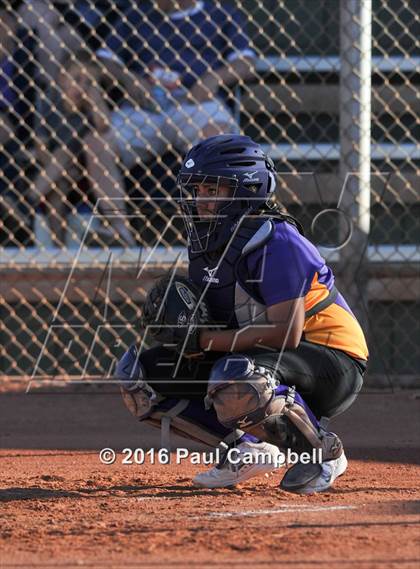 Thumbnail 3 in Queen Creek vs Basha (Desert Mountain Softball Invitational) photogallery.