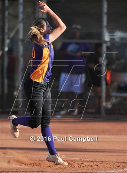 Thumbnail 2 in Queen Creek vs Basha (Desert Mountain Softball Invitational) photogallery.