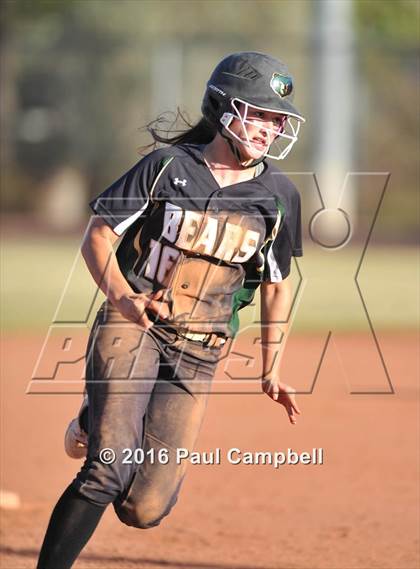 Thumbnail 2 in Queen Creek vs Basha (Desert Mountain Softball Invitational) photogallery.