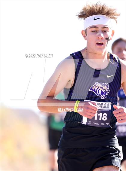 Thumbnail 2 in CHSAA Championship 3A Boys photogallery.