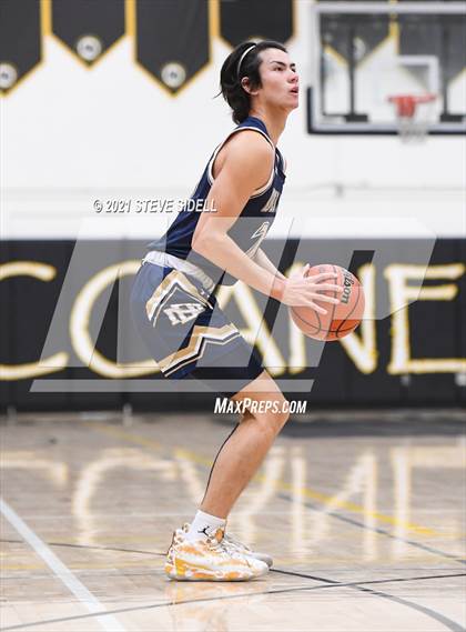 Thumbnail 3 in Del Norte vs. Santa Fe Christian photogallery.