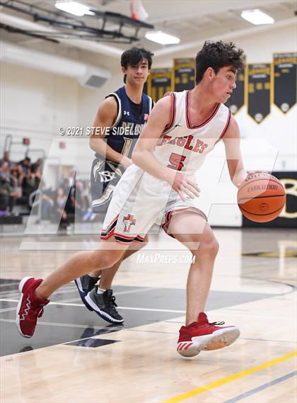 Thumbnail 1 in Del Norte vs. Santa Fe Christian photogallery.