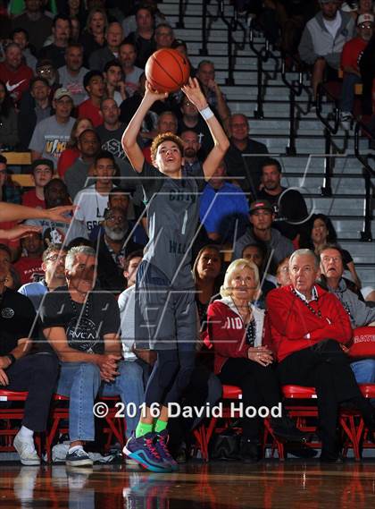 Thumbnail 3 in Chino Hills vs. Bishop Gorman (Nike Extravaganza) photogallery.