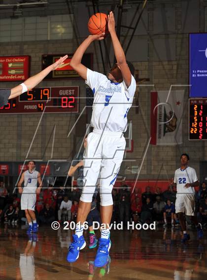 Thumbnail 2 in Chino Hills vs. Bishop Gorman (Nike Extravaganza) photogallery.
