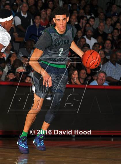Thumbnail 2 in Chino Hills vs. Bishop Gorman (Nike Extravaganza) photogallery.