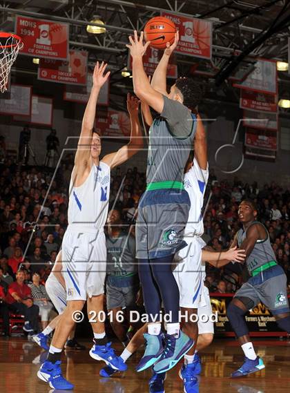 Thumbnail 3 in Chino Hills vs. Bishop Gorman (Nike Extravaganza) photogallery.