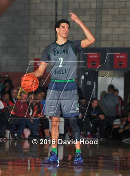 Thumbnail 2 in Chino Hills vs. Bishop Gorman (Nike Extravaganza) photogallery.