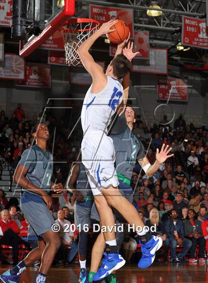 Thumbnail 2 in Chino Hills vs. Bishop Gorman (Nike Extravaganza) photogallery.