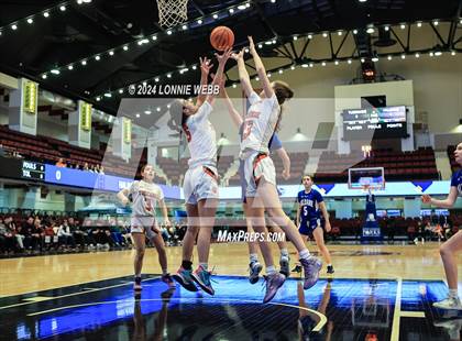 Thumbnail 2 in Haldane vs Tuckahoe (NYSPHSAA Section 1 Class C Semifinal) photogallery.