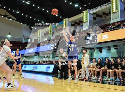 Thumbnail 1 in Haldane vs Tuckahoe (NYSPHSAA Section 1 Class C Semifinal) photogallery.