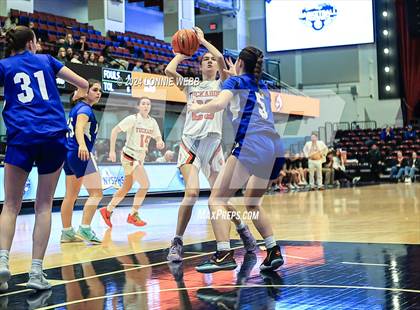 Thumbnail 3 in Haldane vs Tuckahoe (NYSPHSAA Section 1 Class C Semifinal) photogallery.