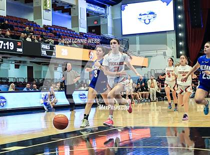 Thumbnail 1 in Haldane vs Tuckahoe (NYSPHSAA Section 1 Class C Semifinal) photogallery.