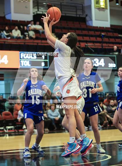 Thumbnail 3 in Haldane vs Tuckahoe (NYSPHSAA Section 1 Class C Semifinal) photogallery.