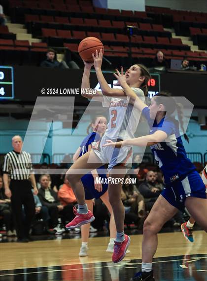 Thumbnail 2 in Haldane vs Tuckahoe (NYSPHSAA Section 1 Class C Semifinal) photogallery.