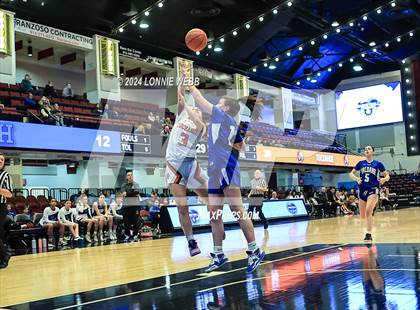 Thumbnail 1 in Haldane vs Tuckahoe (NYSPHSAA Section 1 Class C Semifinal) photogallery.