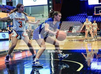 Thumbnail 1 in Haldane vs Tuckahoe (NYSPHSAA Section 1 Class C Semifinal) photogallery.