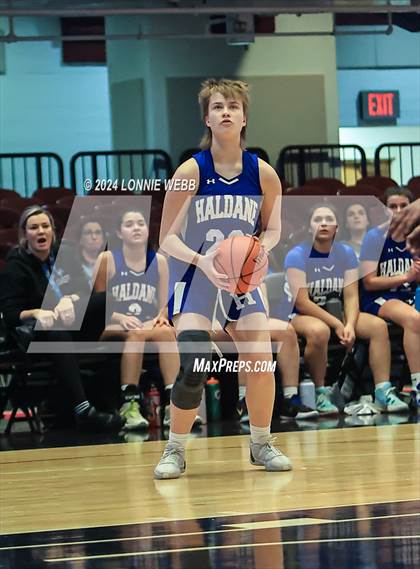 Thumbnail 2 in Haldane vs Tuckahoe (NYSPHSAA Section 1 Class C Semifinal) photogallery.