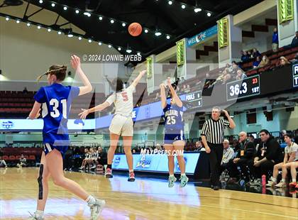 Thumbnail 2 in Haldane vs Tuckahoe (NYSPHSAA Section 1 Class C Semifinal) photogallery.