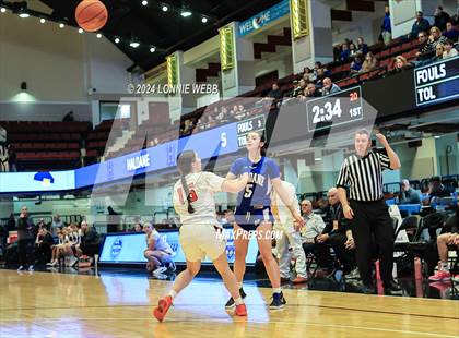 Thumbnail 2 in Haldane vs Tuckahoe (NYSPHSAA Section 1 Class C Semifinal) photogallery.