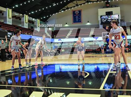Thumbnail 2 in Haldane vs Tuckahoe (NYSPHSAA Section 1 Class C Semifinal) photogallery.