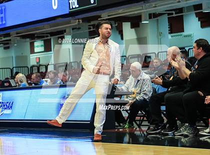 Thumbnail 1 in Haldane vs Tuckahoe (NYSPHSAA Section 1 Class C Semifinal) photogallery.
