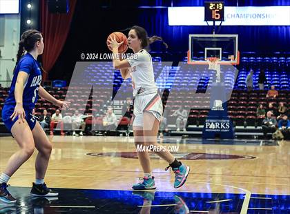 Thumbnail 1 in Haldane vs Tuckahoe (NYSPHSAA Section 1 Class C Semifinal) photogallery.