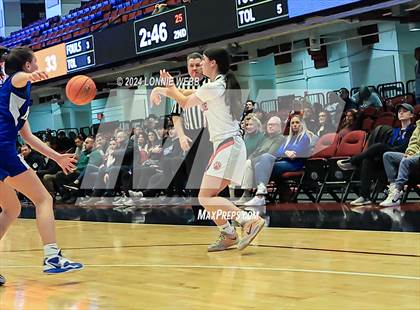 Thumbnail 1 in Haldane vs Tuckahoe (NYSPHSAA Section 1 Class C Semifinal) photogallery.