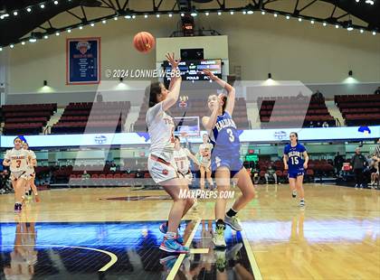 Thumbnail 3 in Haldane vs Tuckahoe (NYSPHSAA Section 1 Class C Semifinal) photogallery.