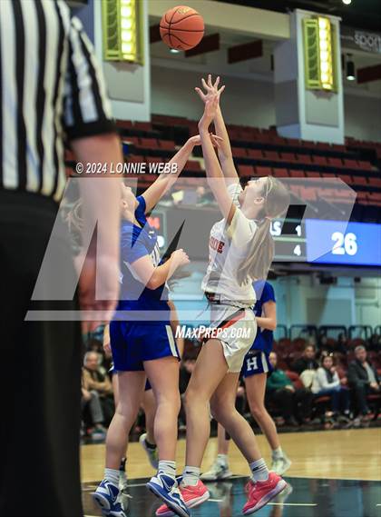 Thumbnail 2 in Haldane vs Tuckahoe (NYSPHSAA Section 1 Class C Semifinal) photogallery.