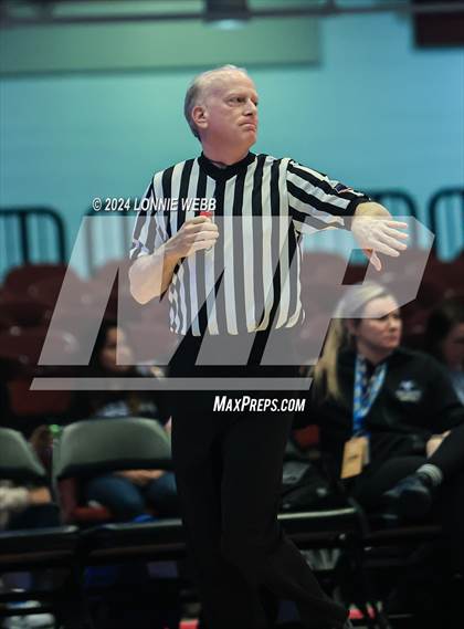 Thumbnail 3 in Haldane vs Tuckahoe (NYSPHSAA Section 1 Class C Semifinal) photogallery.
