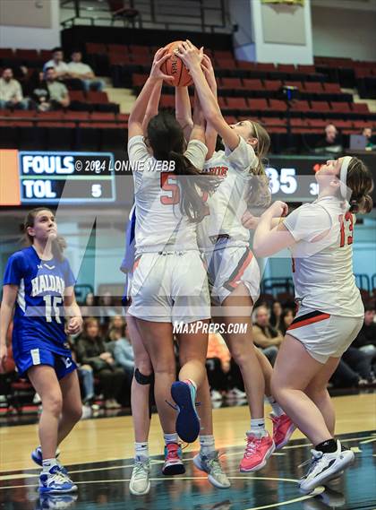 Thumbnail 2 in Haldane vs Tuckahoe (NYSPHSAA Section 1 Class C Semifinal) photogallery.