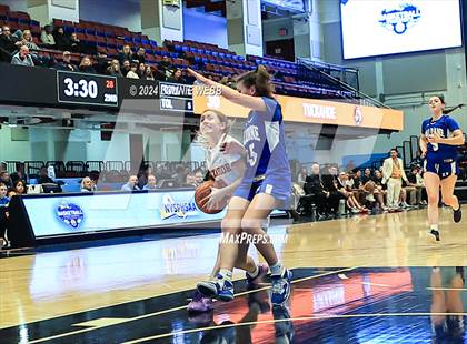 Thumbnail 2 in Haldane vs Tuckahoe (NYSPHSAA Section 1 Class C Semifinal) photogallery.