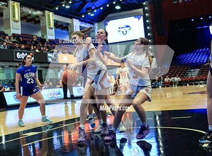 Thumbnail 1 in Haldane vs Tuckahoe (NYSPHSAA Section 1 Class C Semifinal) photogallery.