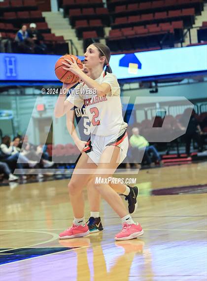 Thumbnail 2 in Haldane vs Tuckahoe (NYSPHSAA Section 1 Class C Semifinal) photogallery.