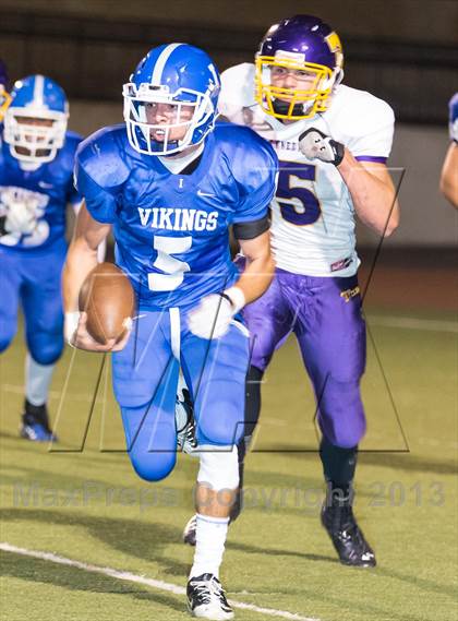 Thumbnail 3 in Irvington vs. Kennedy photogallery.