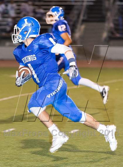 Thumbnail 3 in Irvington vs. Kennedy photogallery.
