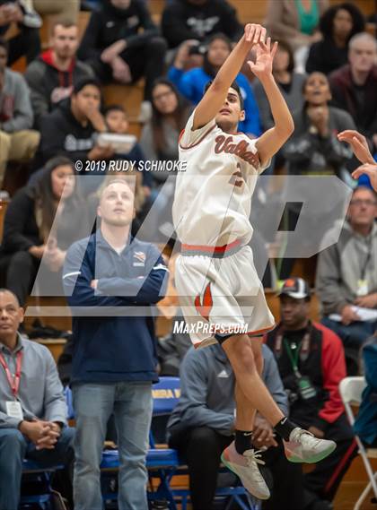Thumbnail 3 in Valhalla vs. San Diego (CIF SDS D3 Championship) photogallery.
