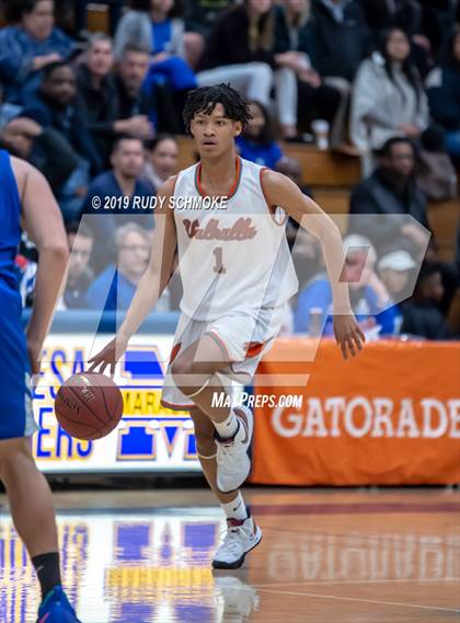Thumbnail 2 in Valhalla vs. San Diego (CIF SDS D3 Championship) photogallery.