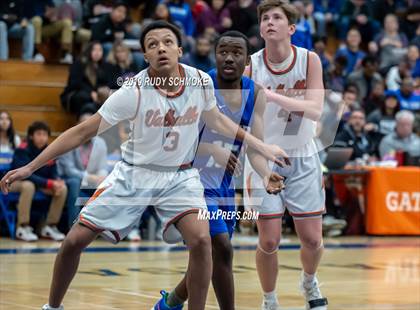 Thumbnail 3 in Valhalla vs. San Diego (CIF SDS D3 Championship) photogallery.