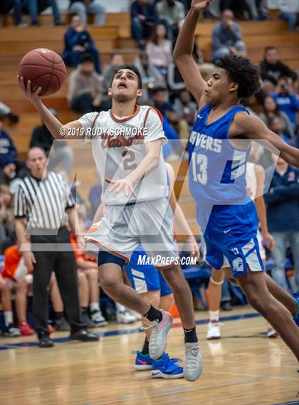Thumbnail 3 in Valhalla vs. San Diego (CIF SDS D3 Championship) photogallery.