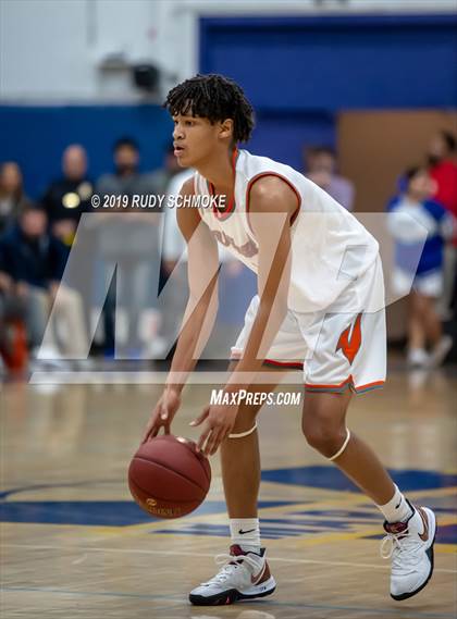 Thumbnail 1 in Valhalla vs. San Diego (CIF SDS D3 Championship) photogallery.