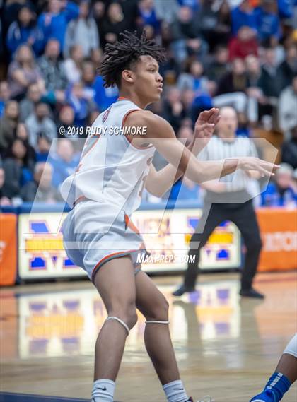 Thumbnail 3 in Valhalla vs. San Diego (CIF SDS D3 Championship) photogallery.