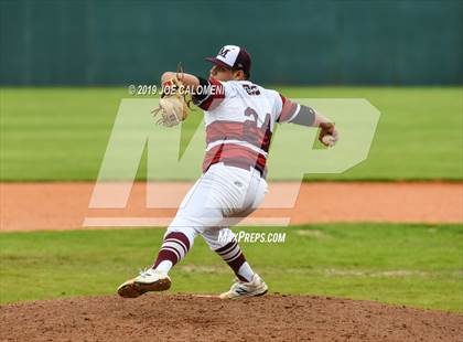 Thumbnail 2 in MacArthur [Douglas] vs Marshall (NISD Baseball Tournament) photogallery.