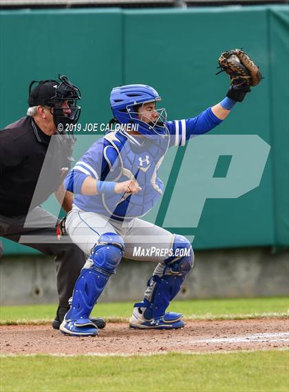 Thumbnail 2 in MacArthur [Douglas] vs Marshall (NISD Baseball Tournament) photogallery.