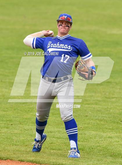 Thumbnail 1 in MacArthur [Douglas] vs Marshall (NISD Baseball Tournament) photogallery.