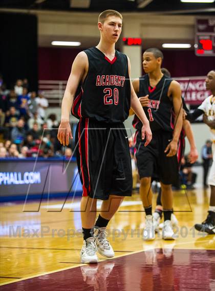 Thumbnail 2 in Central vs. Albany Academy for Boys (Spalding Hoophall Classic) photogallery.